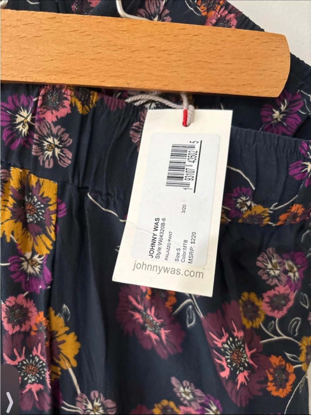 Johnny Was Floral Print Palazzo Pants Wide Leg Side Stripe Boho
NWT Womans Small - Picture 3 of 6